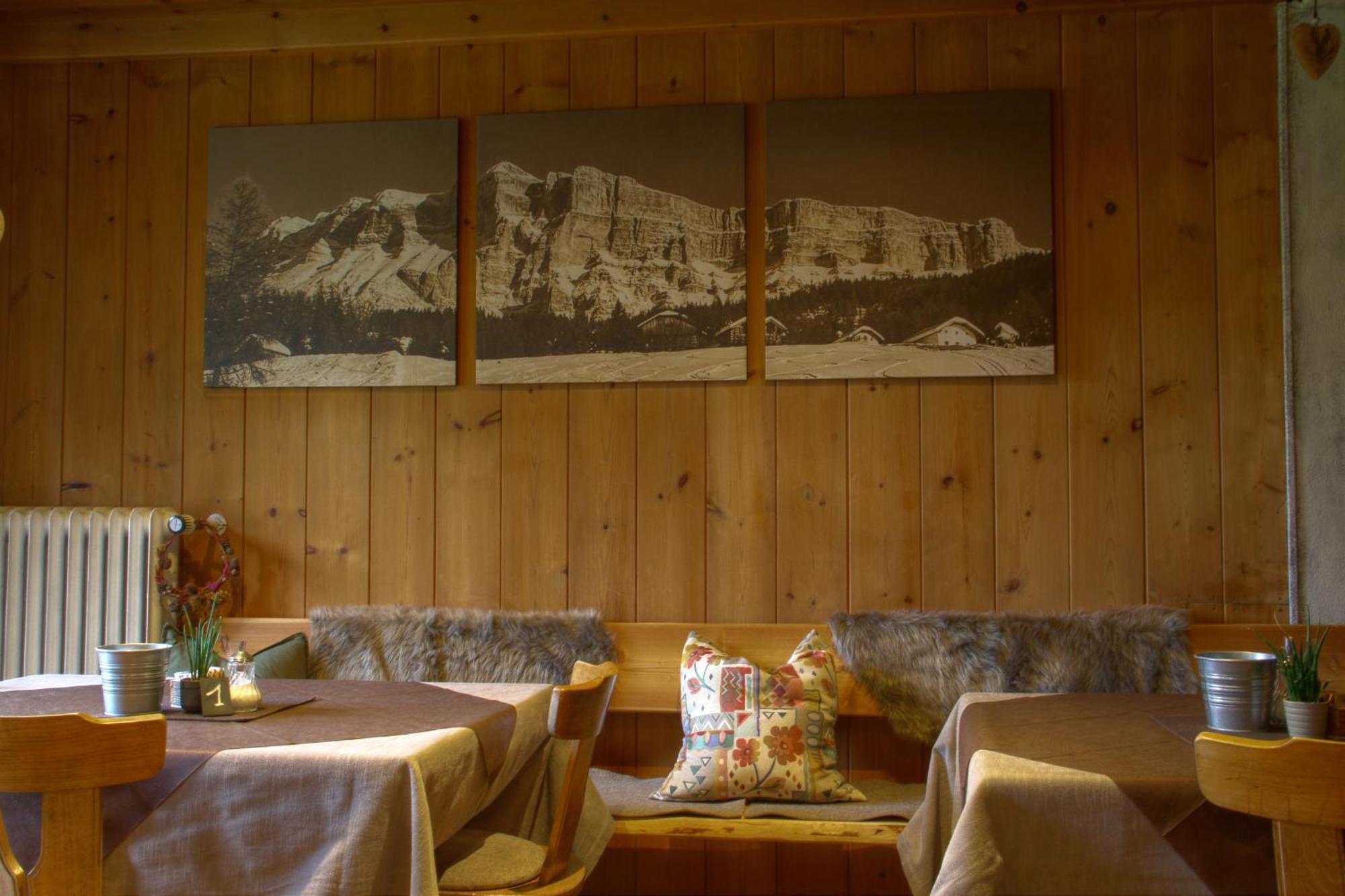 Lamiri Bed & Breakfast Badia  Exterior photo